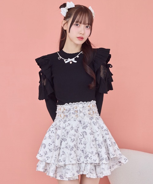 ROJITA(ロジータ)の「ネックレス付肩フリルニット(ニット/セーター・レディース・ブラック/ピンク/ホワイト・FREE)」の11枚目の写真