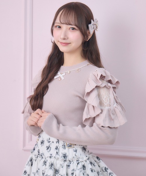 ROJITA(ロジータ)の「ネックレス付肩フリルニット(ニット/セーター・レディース・ブラック/ピンク/ホワイト・FREE)」の15枚目の写真