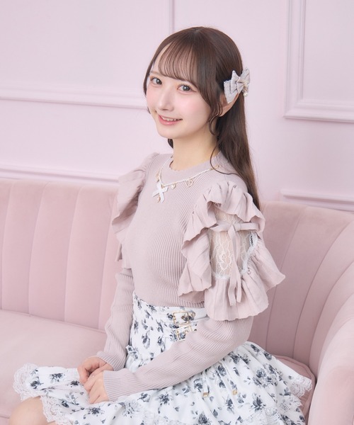 ROJITA(ロジータ)の「ネックレス付肩フリルニット(ニット/セーター・レディース・ブラック/ピンク/ホワイト・FREE)」の20枚目の写真
