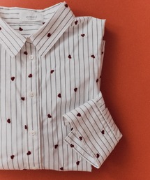 emmi | 【HEART】 ハート刺繍ベーシックシャツ(シャツ/ブラウス)