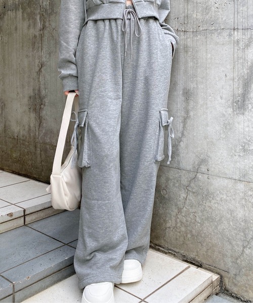 INGNI(イング)の「リボン付カーゴスウェットパンツ(カーゴパンツ・レディース・オートミール/グレー/チャコールグレー/ブラック・FREE)」の19枚目の写真