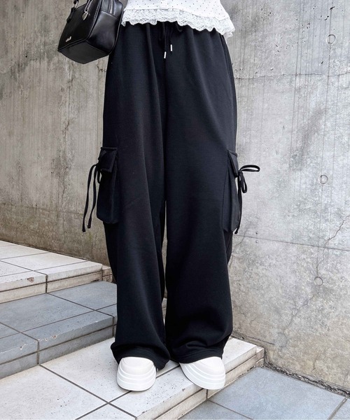 INGNI(イング)の「リボン付カーゴスウェットパンツ(カーゴパンツ・レディース・オートミール/グレー/チャコールグレー/ブラック・FREE)」の6枚目の写真
