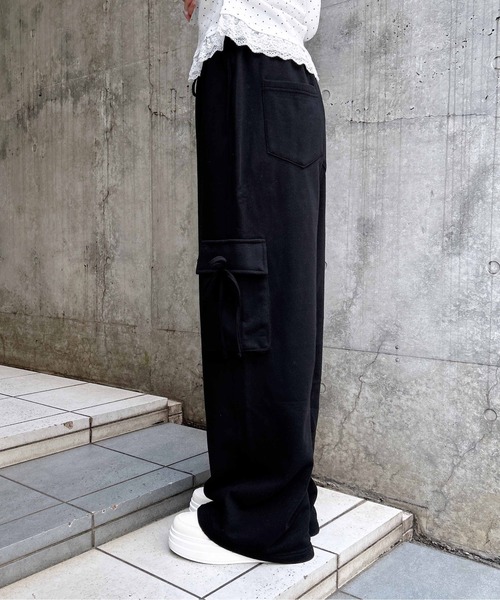 INGNI(イング)の「リボン付カーゴスウェットパンツ(カーゴパンツ・レディース・オートミール/グレー/チャコールグレー/ブラック・FREE)」の8枚目の写真