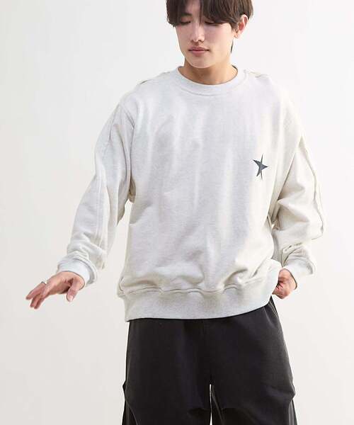 CONVERSE TOKYO(コンバーストウキョウ)の「BACK FLOWER LOGO SWEAT(スウェット・レディース・ブルーグリーン/ブラック/グレー・MEDIUM/SMALL)」の6枚目の写真