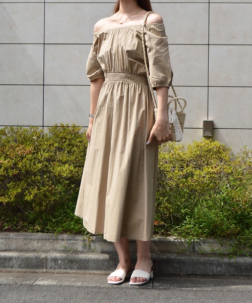&soiree(アンドソワレ)の「2WAYボリュームワンピース(ワンピース・レディース・カーキ/ブルー・FREE)」の1枚目の写真