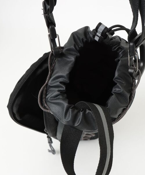 EagleCreek(イーグルクリーク)の「EagleCreek/Ranger Water Bottle Sling(ショルダーバッグ・メンズ・ブラック・FREE)」の13枚目の写真