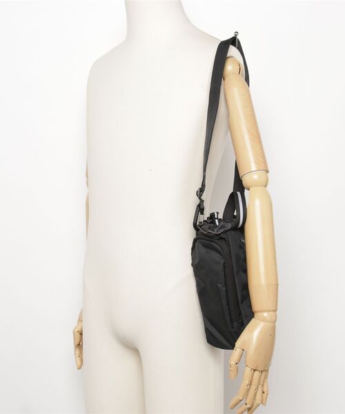 EagleCreek(イーグルクリーク)の「EagleCreek/Ranger Water Bottle Sling(ショルダーバッグ・メンズ・ブラック・FREE)」の14枚目の写真