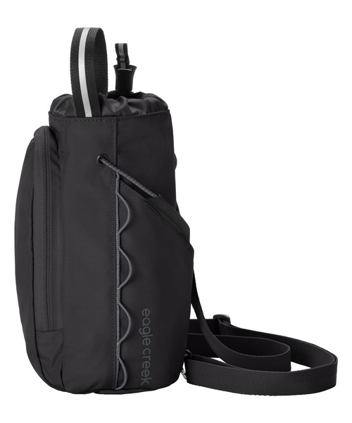 EagleCreek(イーグルクリーク)の「EagleCreek/Ranger Water Bottle Sling(ショルダーバッグ・メンズ・ブラック・FREE)」の2枚目の写真