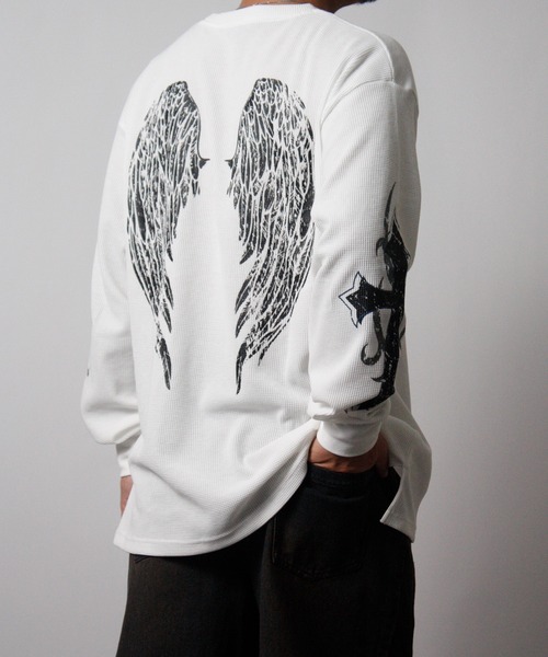 NYLAUS(ナイラス)の「【NYS】クロスロゴ ワッフルロングTシャツ ウイングロゴ トライバルデザイン ロンT 長袖Tシャツ(Tシャツ/カットソー・メンズ・ホワイト系その他/ホワイト/ブラック/ブラック系その他・M/L)」の3枚目の写真