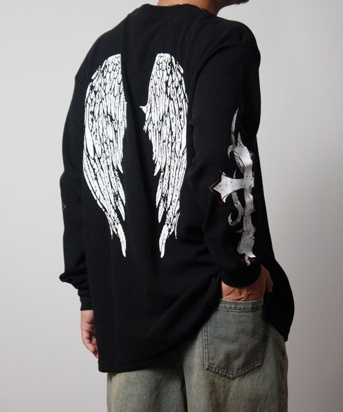NYLAUS(ナイラス)の「【NYS】クロスロゴ ワッフルロングTシャツ ウイングロゴ トライバルデザイン ロンT 長袖Tシャツ(Tシャツ/カットソー・メンズ・ホワイト系その他/ホワイト/ブラック/ブラック系その他・M/L)」の4枚目の写真