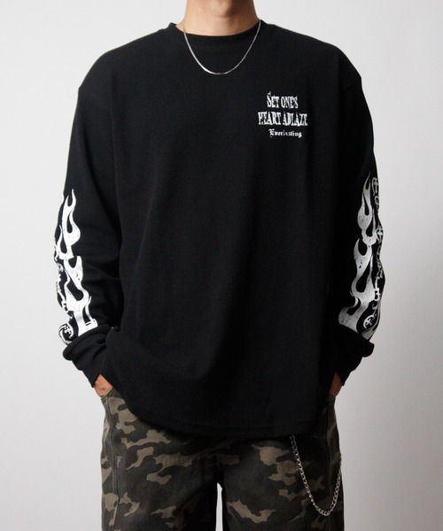 NYLAUS(ナイラス)の「【NYS】クロスロゴ ワッフルロングTシャツ ウイングロゴ トライバルデザイン ロンT 長袖Tシャツ(Tシャツ/カットソー・メンズ・ホワイト系その他/ホワイト/ブラック/ブラック系その他・M/L)」の5枚目の写真