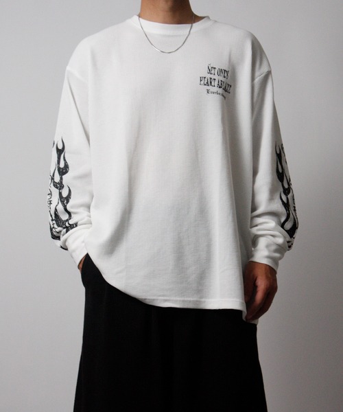 NYLAUS(ナイラス)の「【NYS】クロスロゴ ワッフルロングTシャツ ウイングロゴ トライバルデザイン ロンT 長袖Tシャツ(Tシャツ/カットソー・メンズ・ホワイト系その他/ホワイト/ブラック/ブラック系その他・M/L)」の13枚目の写真