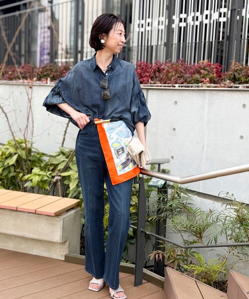 MICO COULIER（ミコクリエ）の「シアーデニムドルマンシャツ（シャツ/ブラウス・レディース・ライトブルー/インディゴブルー/グレー・38）」の5枚目の写真