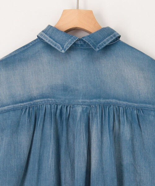MICO COULIER（ミコクリエ）の「シアーデニムドルマンシャツ（シャツ/ブラウス・レディース・ライトブルー/インディゴブルー/グレー・38）」の19枚目の写真