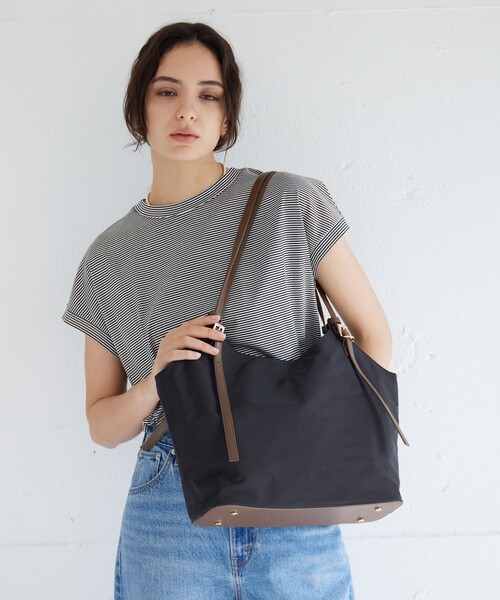 green label relaxing(グリーンレーベルリラクシング)の「【WEB限定】2WAYバックルハンドル トートバッグ / ショルダーバッグ / A4サイズ はっ水(トートバッグ・レディース・ネイビー/ベージュ/ブラック・FREE)」の13枚目の写真