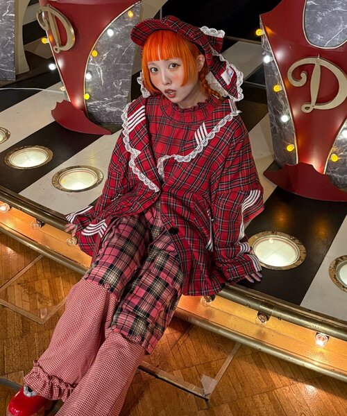 CIAOPANIC（チャオパニック）の「【I’ｍ×CIAOPANIC】キュンを纏うテーラードジャケット（テーラードジャケット・レディース・イエロー/レッド・ONE SIZE）」の11枚目の写真