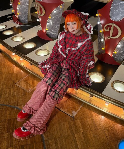 CIAOPANIC（チャオパニック）の「【I’ｍ×CIAOPANIC】キュンを纏うテーラードジャケット（テーラードジャケット・レディース・イエロー/レッド・ONE SIZE）」の12枚目の写真