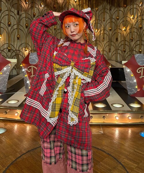 CIAOPANIC（チャオパニック）の「【I’ｍ×CIAOPANIC】キュンを纏うテーラードジャケット（テーラードジャケット・レディース・イエロー/レッド・ONE SIZE）」の13枚目の写真