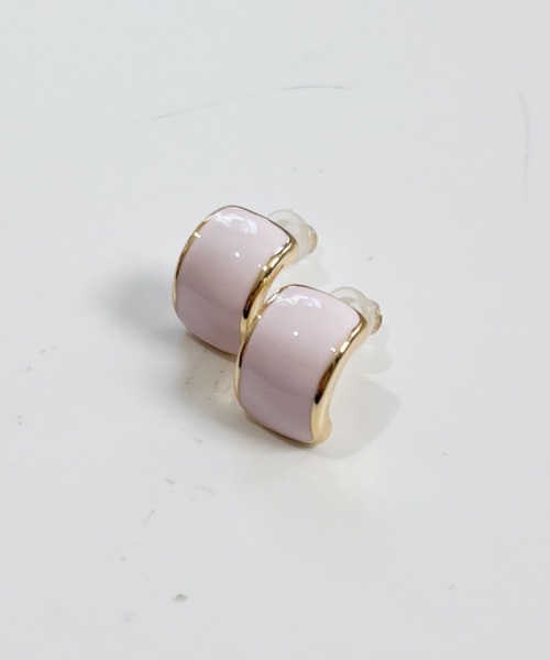 yu-ka(ユーカ)の「YU-KA:パステルカーブ ピアス Pastel curve pierce(ピアス(両耳用)・レディース・ブルー/ピンク/イエロー/パープル・FREE)」の4枚目の写真