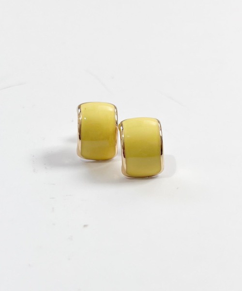 yu-ka(ユーカ)の「YU-KA:パステルカーブ ピアス Pastel curve pierce(ピアス(両耳用)・レディース・ブルー/ピンク/イエロー/パープル・FREE)」の6枚目の写真