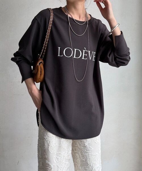 DouDou（ドゥドゥ）の「カットジョーゼットLODEVEロゴTEEブラウス（シャツ/ブラウス・レディース・オフホワイト/チャコールグレー/ネイビー・FREE）」の2枚目の写真
