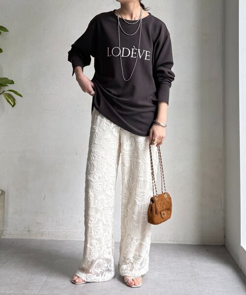 DouDou（ドゥドゥ）の「カットジョーゼットLODEVEロゴTEEブラウス（シャツ/ブラウス・レディース・オフホワイト/チャコールグレー/ネイビー・FREE）」の13枚目の写真