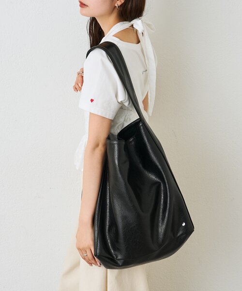 mystic(ミスティック)の「チャーム付きベルトショルダーBAG(トートバッグ・レディース・ブラック/オフホワイト/ブラウン・ONE SIZE)」の9枚目の写真