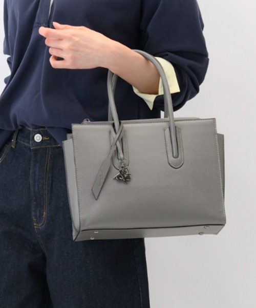W&.Day/Night(ダブルアンド デイナイト)の「スムーク トートバッグ B5収納 6L 19191(トートバッグ・レディース・ブラック/ダークグレー/ベージュ・FREE)」の1枚目の写真