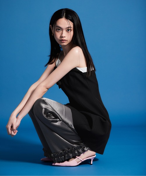 ANDRESD（アンドレスド）の「サテンフリルヘムパンツセットドレス / satin frillhem pants set dress（パンツドレス・レディース・グレー/ネイビー/ブラック・L/M/S）」の22枚目の写真