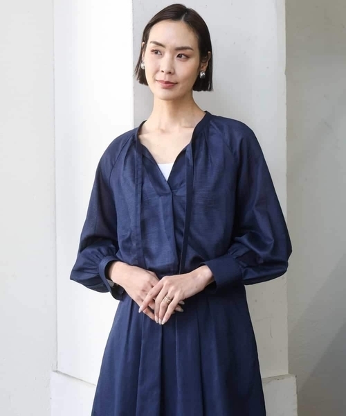 MICHEL KLEIN（ミッシェル・クラン）の「[セットアップ対応]ライトワッフル細めリボンスキッパーブラウス（シャツ/ブラウス・レディース・ネイビー・38）」の18枚目の写真