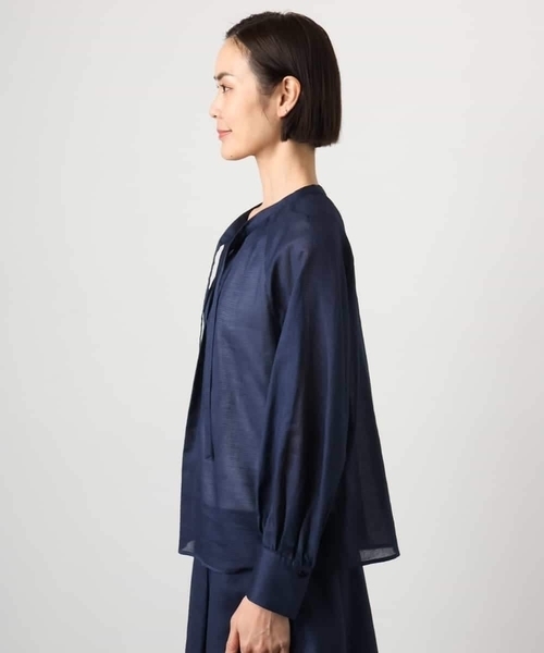 MICHEL KLEIN（ミッシェル・クラン）の「[セットアップ対応]ライトワッフル細めリボンスキッパーブラウス（シャツ/ブラウス・レディース・ネイビー・38）」の9枚目の写真