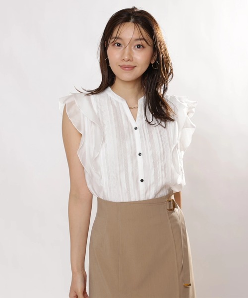 JUSGLITTY（ジャスグリッティー）の「ピンタックレーステープブラウス（シャツ/ブラウス・レディース・オフホワイト/ネイビー/ピンク・1/2）」の18枚目の写真