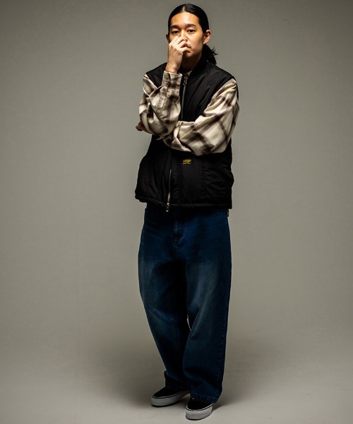 430（フォーサーティ）の「mp14907- DLS-S SLVG DENIM H-WASH デニムパンツ(26-089)（デニムパンツ・メンズ・ブラック/インディゴブルー・34/32/30/28）」の7枚目の写真