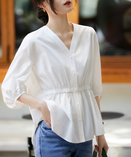 ONEP STAR(ワンピスター)の「Vネックギャザーブラウス(シャツ/ブラウス・レディース・ネイビー/ホワイト・X-LARGE/LARGE/MEDIUM)」の3枚目の写真