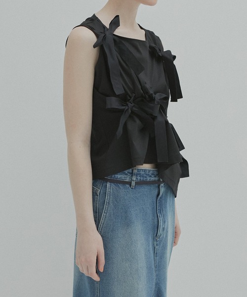 LE CIEL BLEU（ルシェルブルー）の「タンクwボウズ / Tank w/Bows（Tシャツ/カットソー・レディース・ブルー/オフホワイト/ブラック・36）」の12枚目の写真