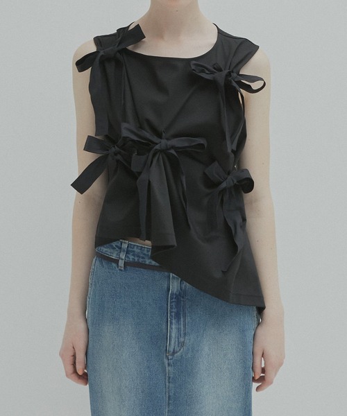 LE CIEL BLEU（ルシェルブルー）の「タンクwボウズ / Tank w/Bows（Tシャツ/カットソー・レディース・ブルー/オフホワイト/ブラック・36）」の13枚目の写真