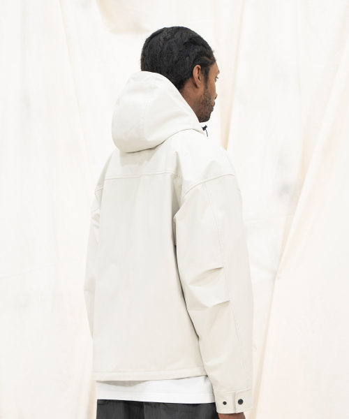 KALAPATTHAR（カラパタール）の「3 LAYER HARD SHELL SHORT-JACKET - IVORY（ナイロンジャケット・メンズ・その他・SMALL/MEDIUM/LARGE）」の4枚目の写真