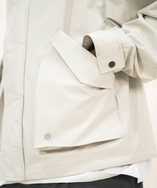 KALAPATTHAR（カラパタール）の「3 LAYER HARD SHELL SHORT-JACKET - IVORY（ナイロンジャケット・メンズ・その他・SMALL/MEDIUM/LARGE）」の5枚目の写真