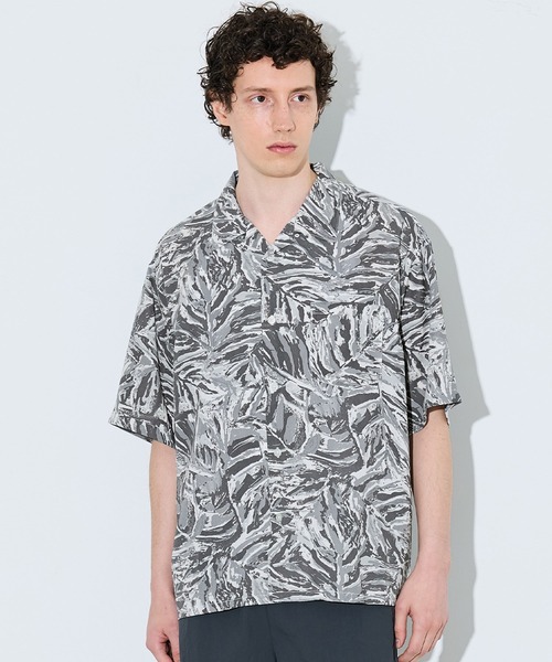 coca(coca)(コカ)の「アソート柄開襟半袖シャツ(シャツ/ブラウス・メンズ・C/D/A/B・L/M/XL)」の2枚目の写真