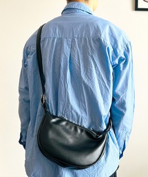 BEATJIVE（ビートジャイブ）の「ハーフムーン PUレザー ショルダーバッグ メンズ レディース（ショルダーバッグ）」