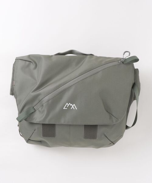CMF OUTDOOR GARMENT（シーエムエフアウトドアガーメント）の「CMF OUTDOOR GARMENT/シーエムエフ アウトドアガーメント　MESSENGER BAG BALLISTIC メッセンジャーバッグ CMF2601-AC11（ショルダーバッグ・メンズ・ブラック/グレー・F）」の2枚目の写真