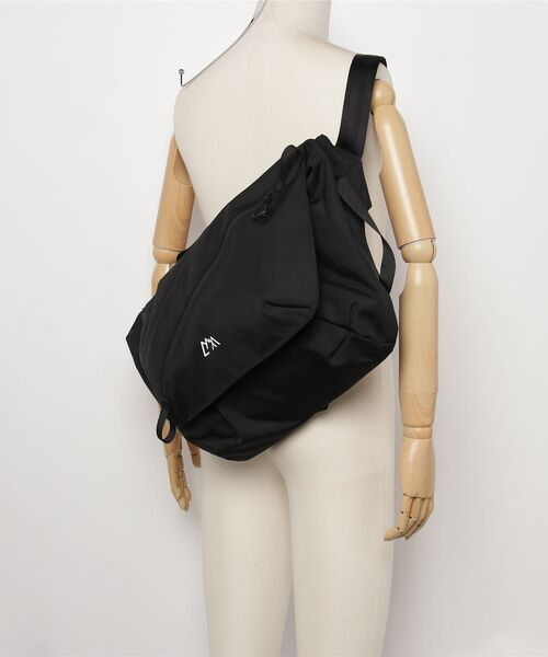 CMF OUTDOOR GARMENT(シーエムエフアウトドアガーメント)の「CMF OUTDOOR GARMENT/シーエムエフ アウトドアガーメント MESSENGER BAG BALLISTIC メッセンジャーバッグ CMF2601-AC11(ショルダーバッグ・メンズ・ブラック/グレー・F)」の7枚目の写真