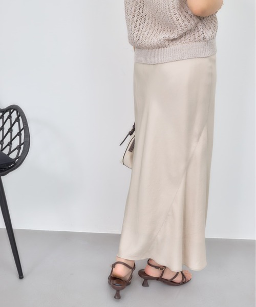 COHINA(コヒナ)の「【接触冷感・防臭】アセテートバックサテンナロースカート 【低身長・小柄女性】(スカート・レディース・グレイッシュベージュ/ベージュ/ブラウン・XS-Short/S-Short/XS-Regular/S-Regular)」の5枚目の写真