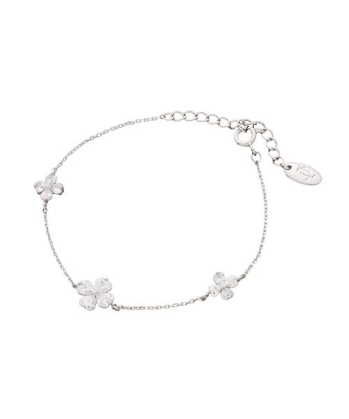 JILL by JILL STUART（ジルバイジルスチュアート）の「Cubicクローバーブレスレット（ブレスレット・レディース・シルバー/ゴールド・FREE）」の10枚目の写真