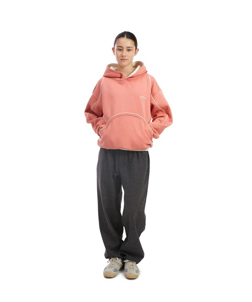 SUNLOVE（サンラブ）の「Crescent Brushed Hoodie（パーカー・レディース・ブラウン/サーモンピンク/アイボリー・S/L/M）」の21枚目の写真