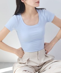 デコルテきれい見え。コンパクトUネック半袖Tシャツ / フィットTシャツ