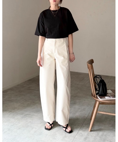 She's Closet(シーズクローゼット)の「半袖 バイカラー配色 袖ロールアップ Tシャツ(Tシャツ/カットソー・レディース・ブラック/グレー/ブルー/オフホワイト・FREE)」の9枚目の写真
