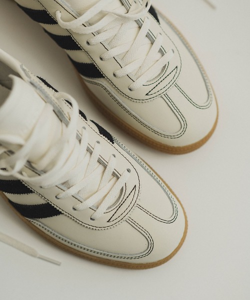 adidas（アディダス）の「【adidas Originals for ADAM ET ROPE'】HANDBALL SPEZIAL AER（スニーカー・レディース・ホワイト・22.5/25/24.5/24/23.5/23）」の2枚目の写真