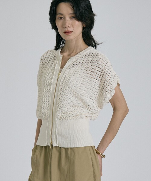 qualite(カリテ)の「ZIP UP 透かしニット 春服 夏服 羽織り シアー(ニット/セーター・レディース・ブラウン/チャコールグレー/オフホワイト・フリー)」の2枚目の写真