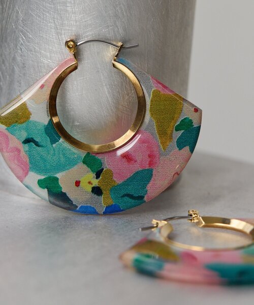 ear PAPILLONNER(イアパピヨネ)の「《WEB限定》フローラルパターンピアス(ピアス(両耳用)・レディース・ブルー系その他/ピンク・FREE)」の11枚目の写真